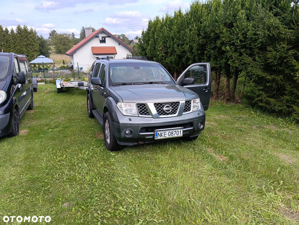 Nissan Pathfinder 2.5 dCi Premium - 1