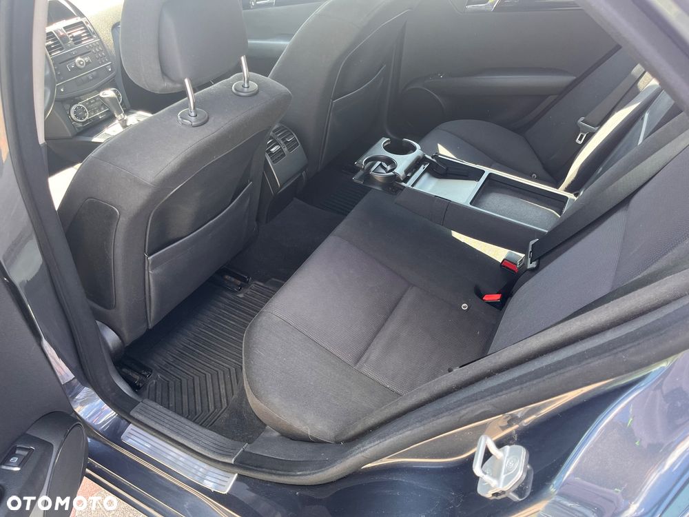 Mercedes-Benz Klasa C 200 Kompressor Avantgarde - 23