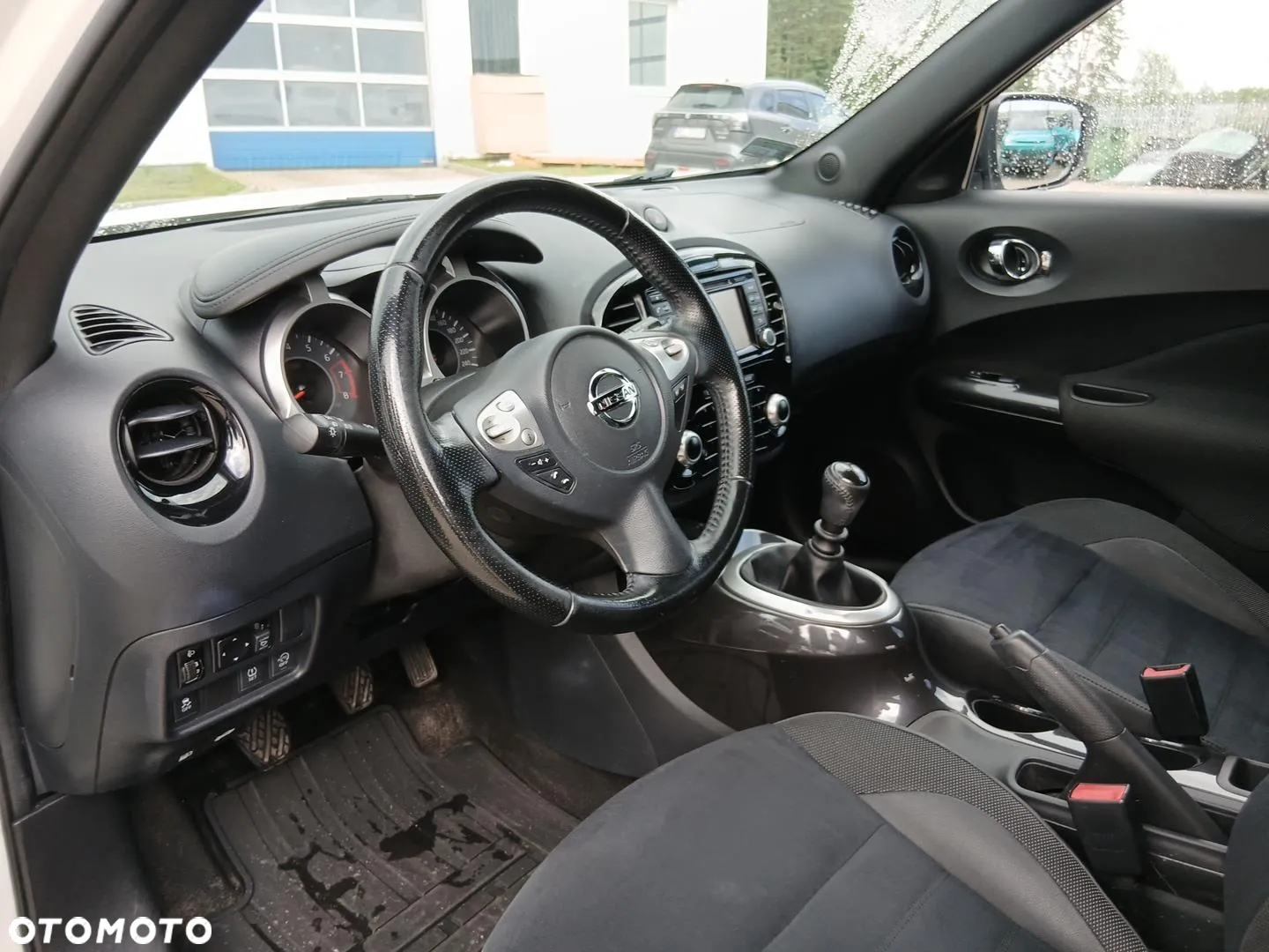 Nissan Juke 1.2 DIG-T N-Connecta EU6 - 10