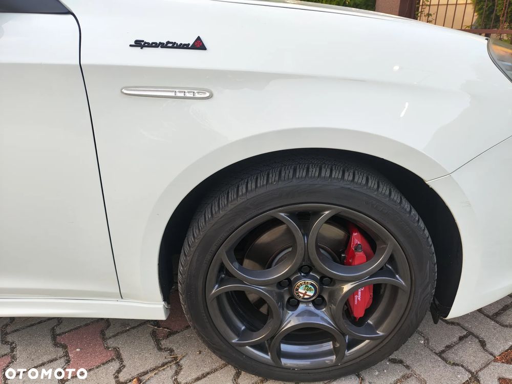 Alfa Romeo Giulietta 1.4 TB MultiAir Distinctive TCT - 13