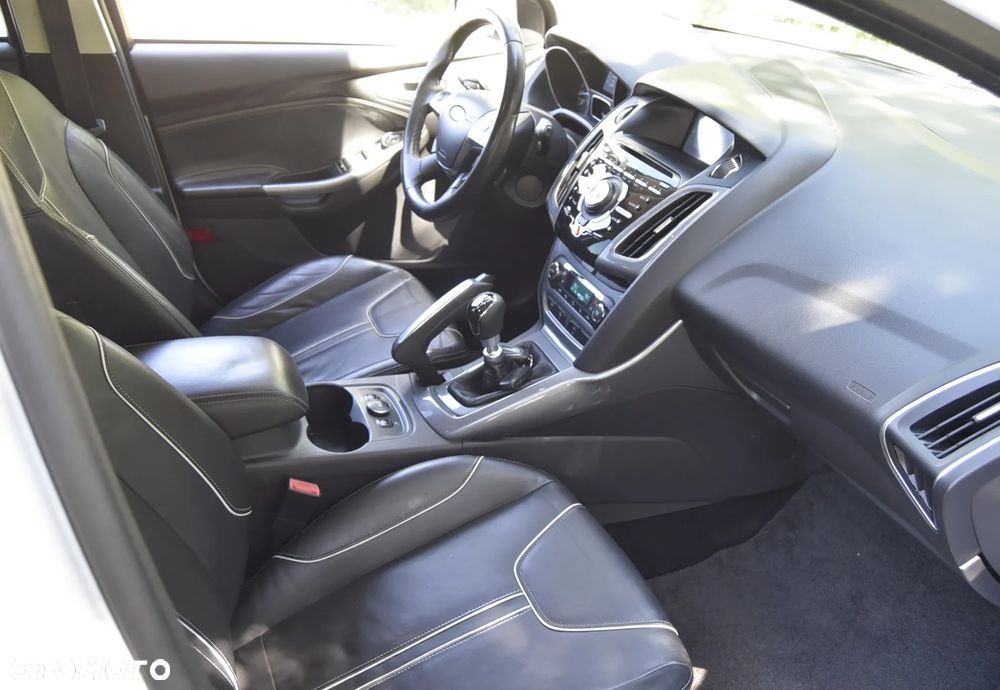 Ford Focus 1.6 EcoBoost Start-Stopp-System Titanium - 23