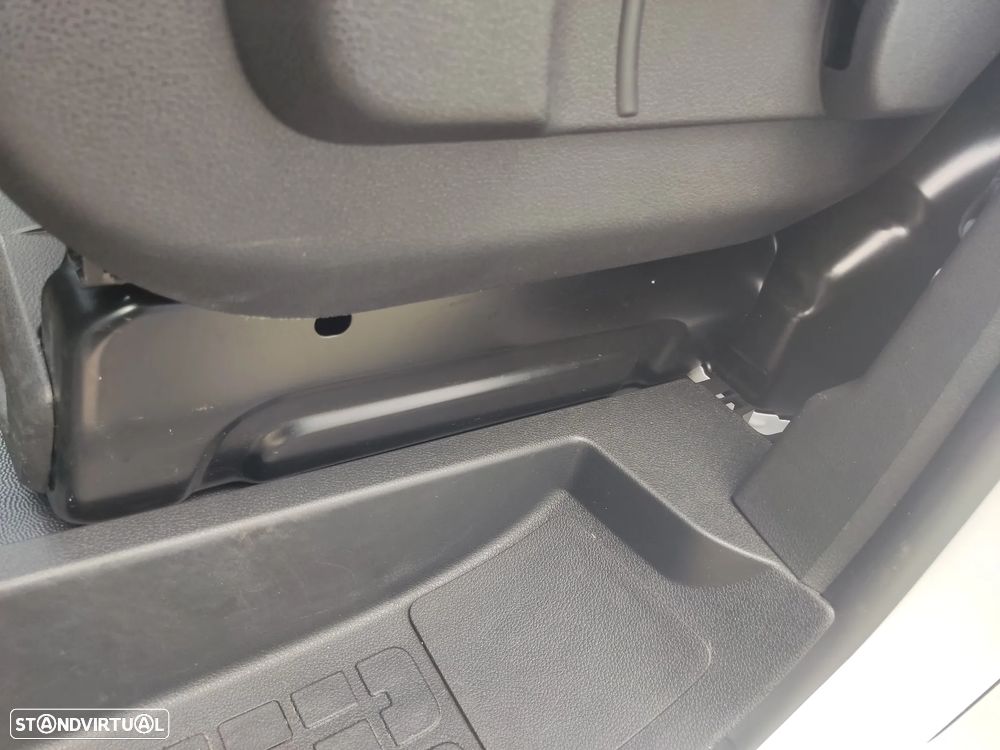 Opel VIVARO -E CARGO LONGA XL - 32