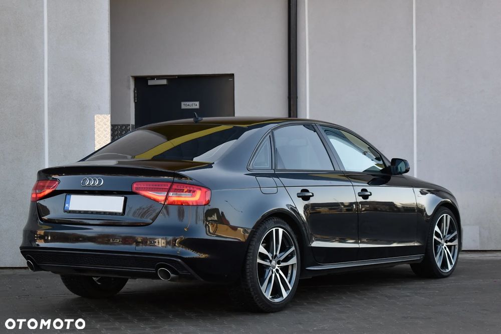 Audi A4 Limousine - 3