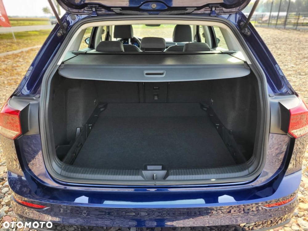 Volkswagen Golf Variant 1.5 eTSI EVO Life DSG - 19