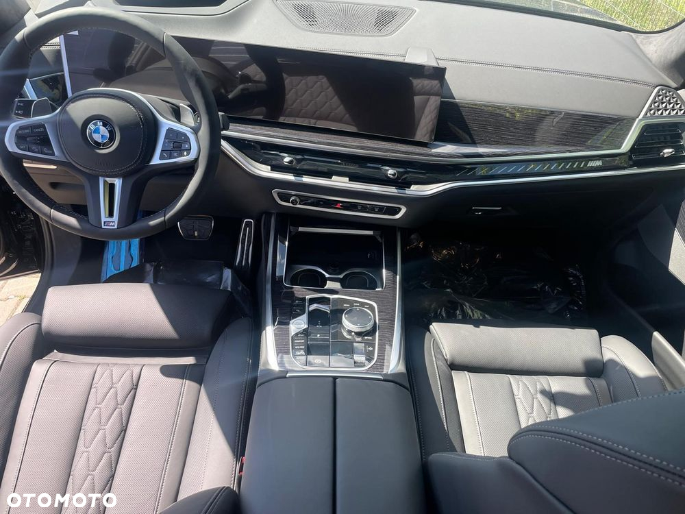 BMW X7 M60i xDrive mHEV sport - 9