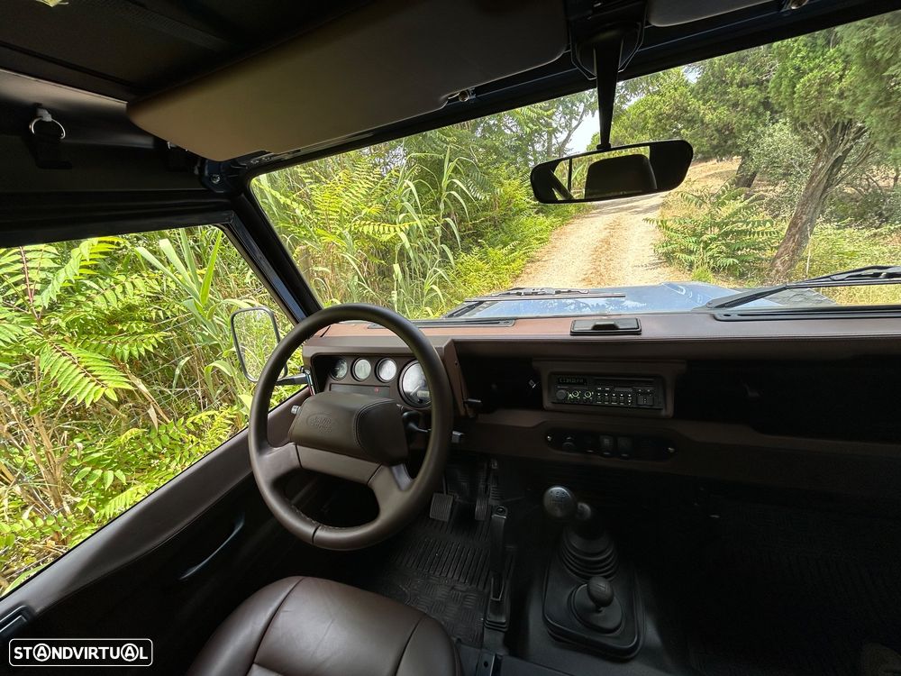 Land Rover Defender 90 2.5 Td5 Soft Top - 15