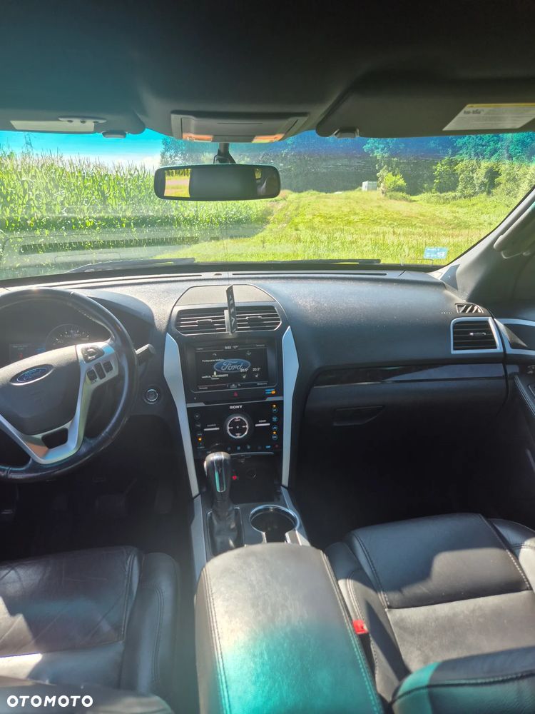 Ford Explorer 4.6 4WD - 10