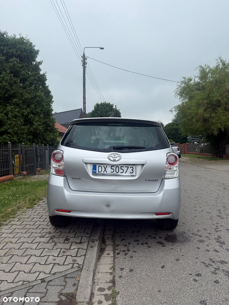 Toyota Verso 2009 photo 4