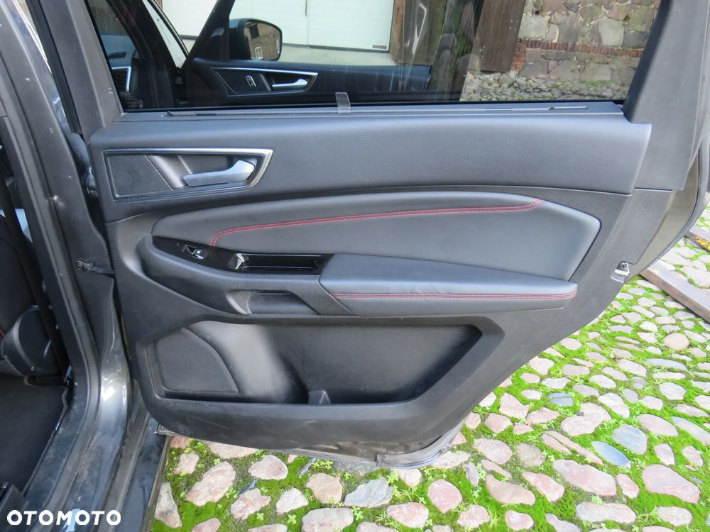 Ford S-Max 2.0 EcoBlue ST-Line - 31