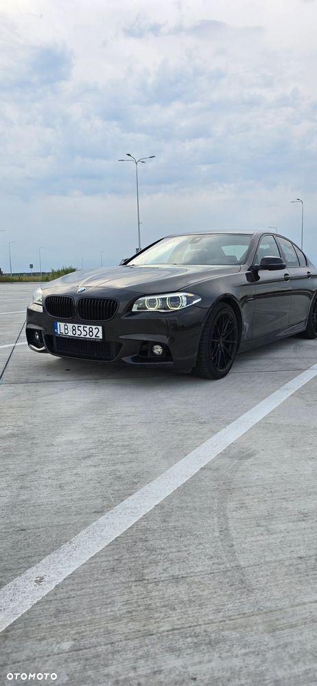 BMW Seria 5 530d xDrive - 9