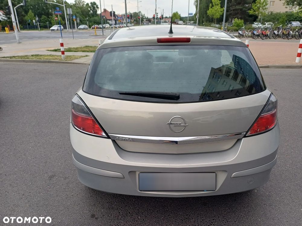 Opel Astra 1.4 - 9