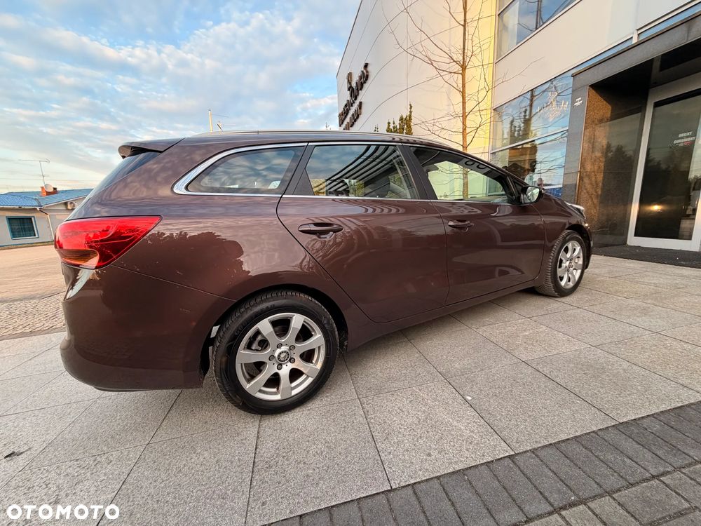 Kia Ceed 1.6 GDI ISG Spirit - 5