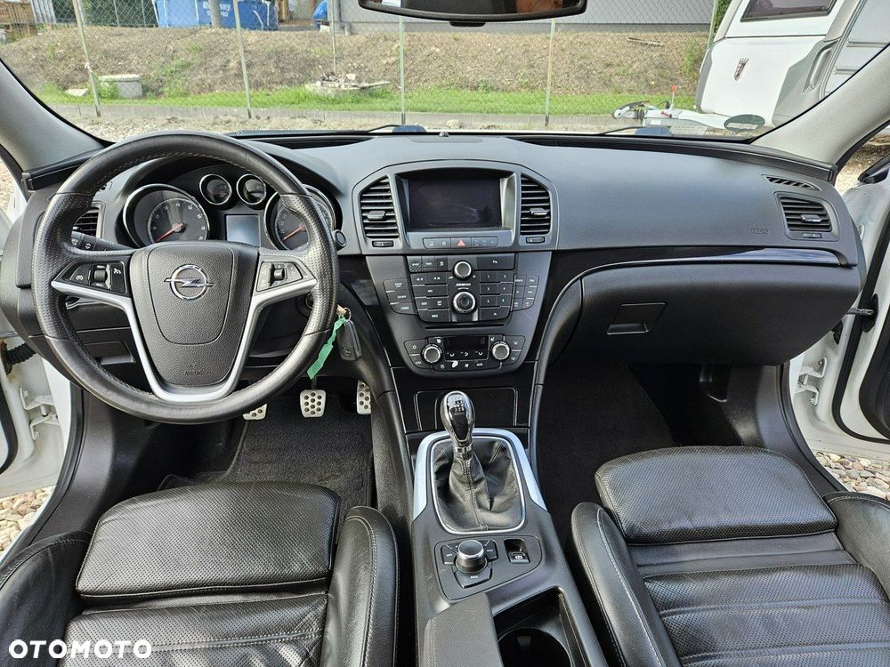 Opel Insignia - 11