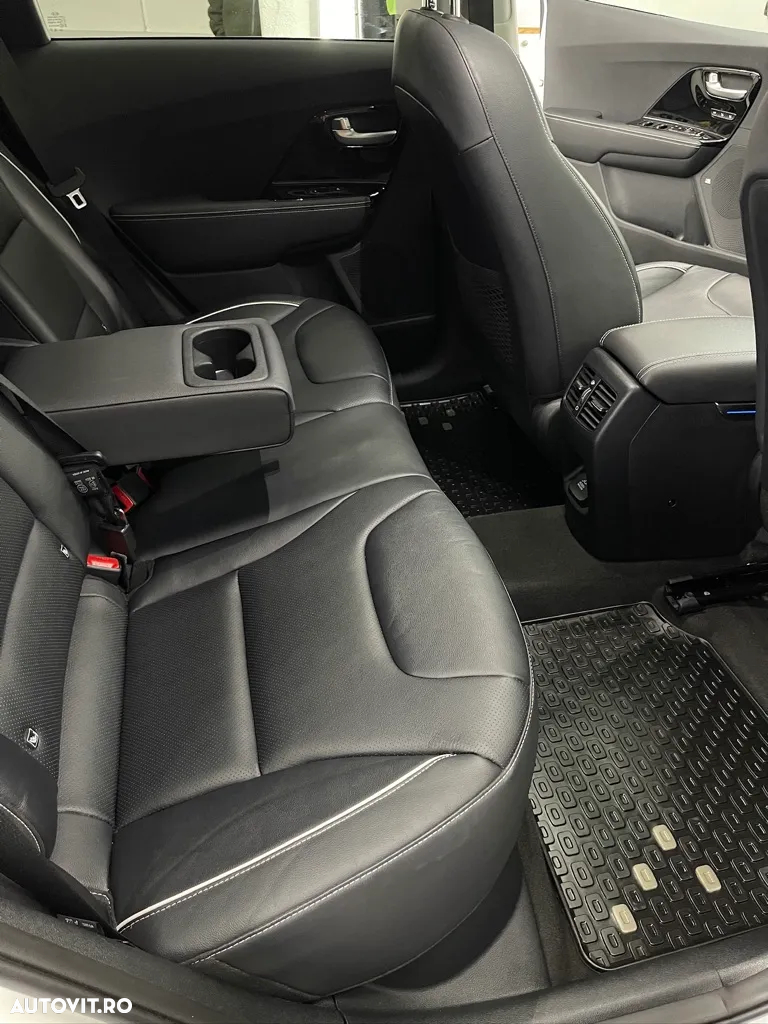 Kia Niro e-Niro 150 kW Future - 9