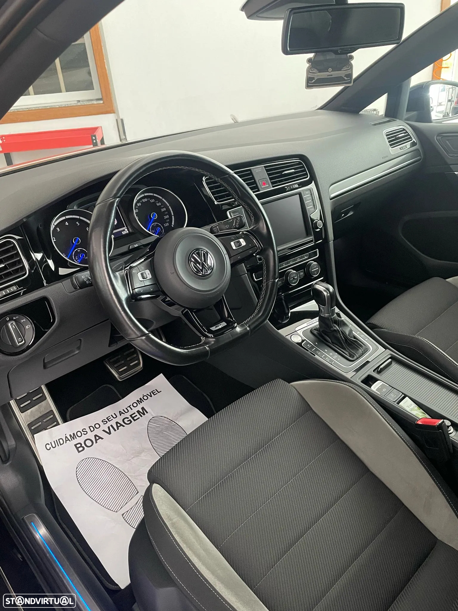 VW Golf 2.0 TSI R DSG - 7