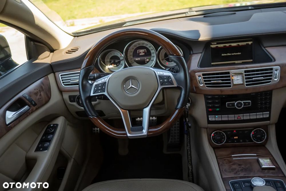 Mercedes-Benz CLS 350 CDI 4Matic DPF B.EFF 7G-TR - 25