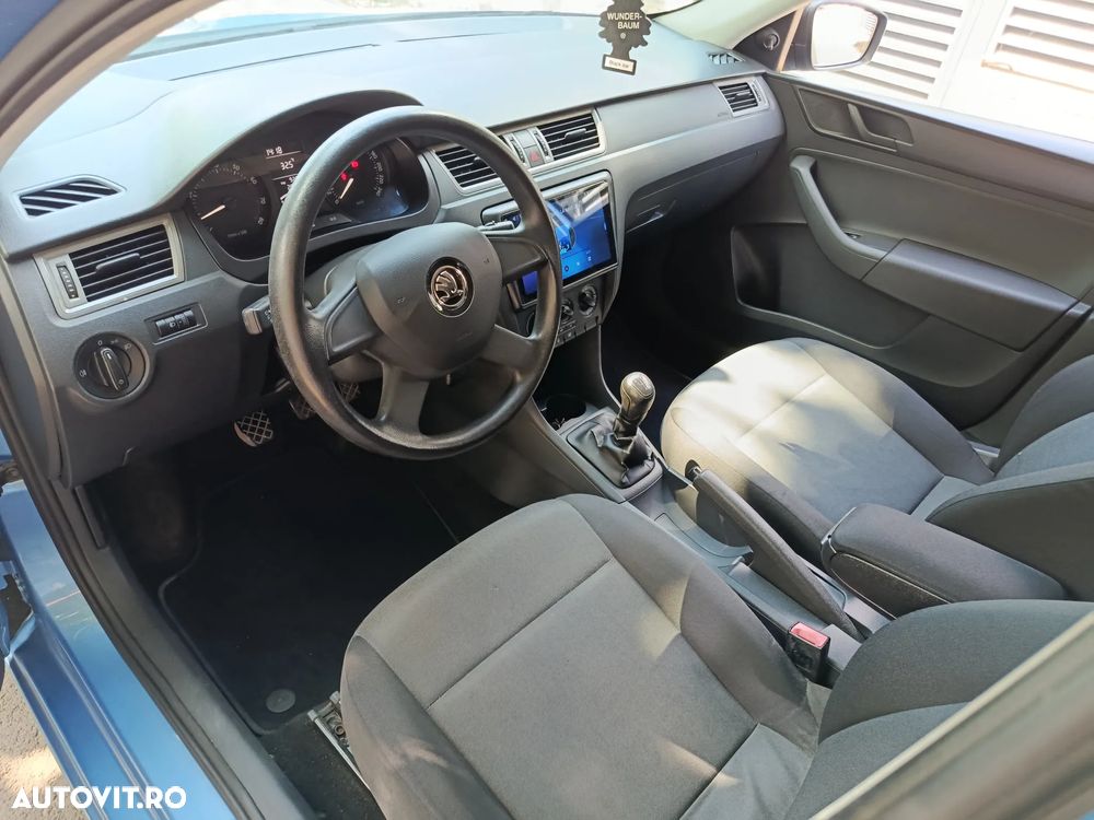 Skoda RAPID - 7