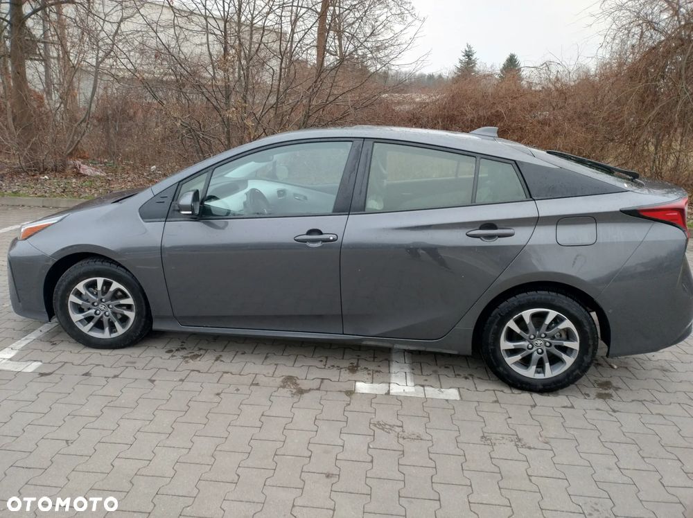 Toyota Prius 2021 photo 5