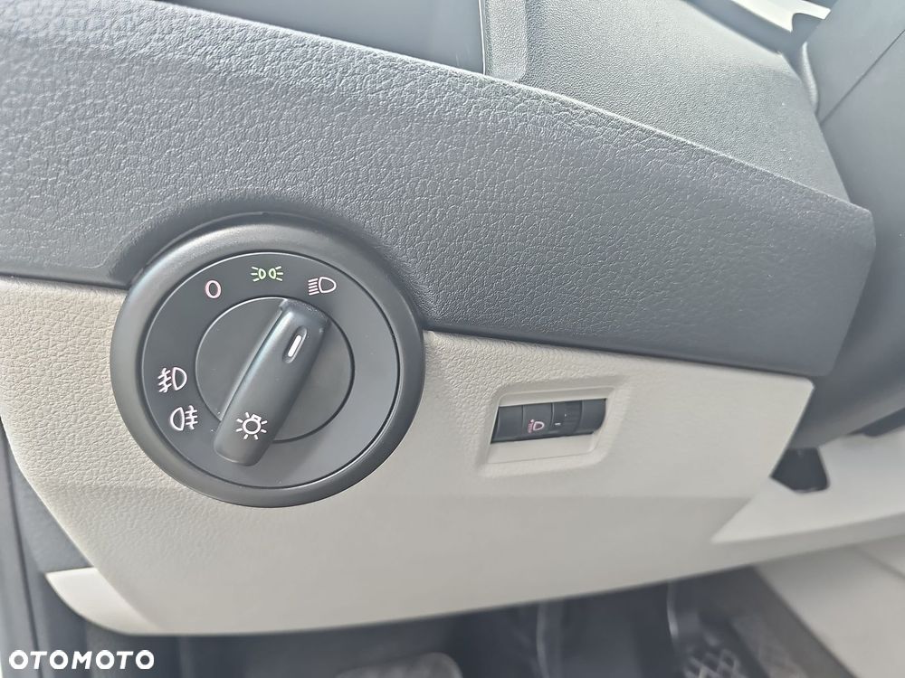 Volkswagen transporter - 29