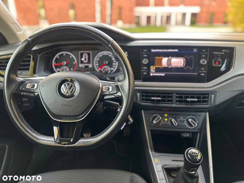 Volkswagen Polo 1.6 TDI SCR Comfortline - 20