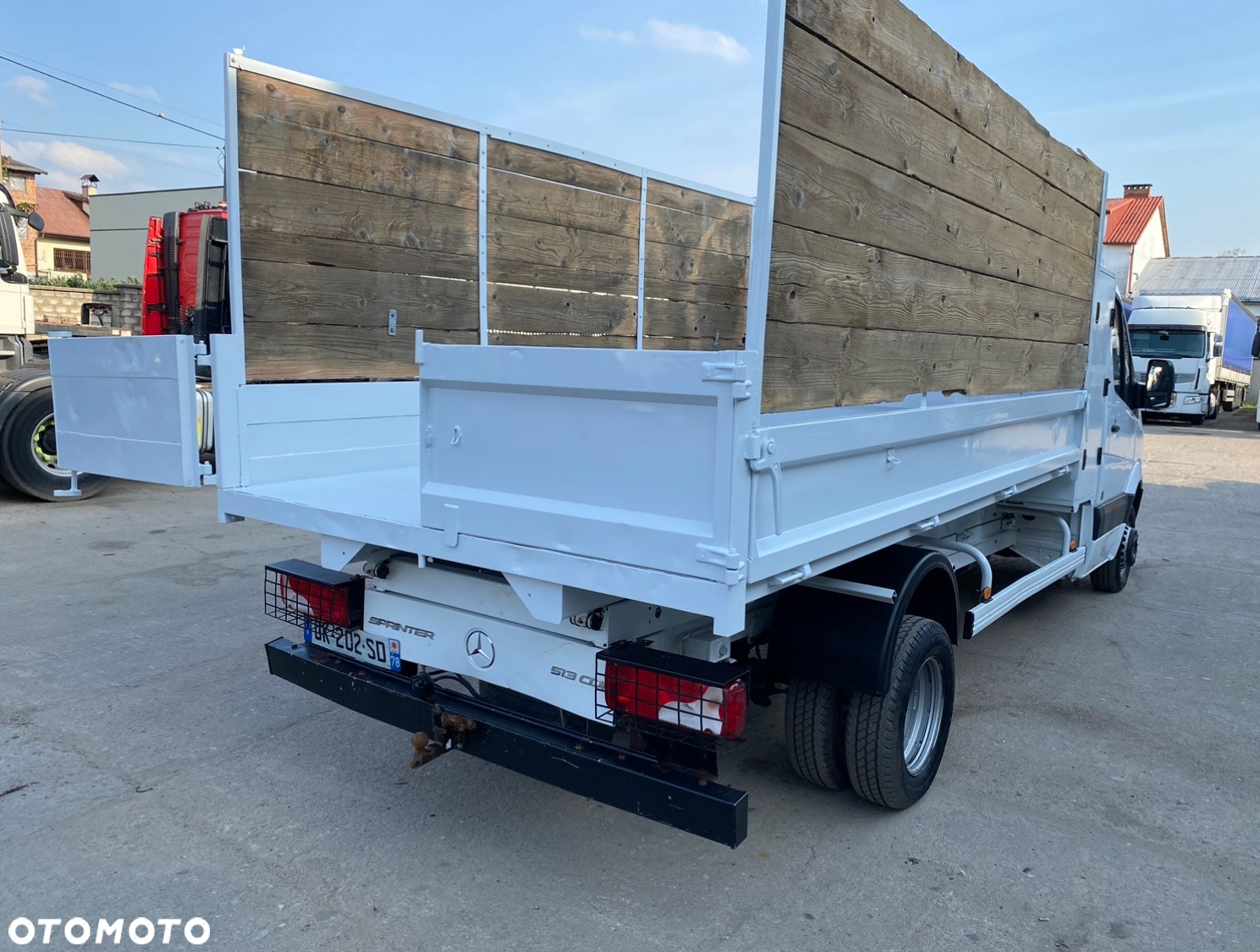 Mercedes-Benz Sprinter wywrotka długa kiper 3,70 cm ,  hak ,4 resory rozstaw osi 4,30 cm - 4
