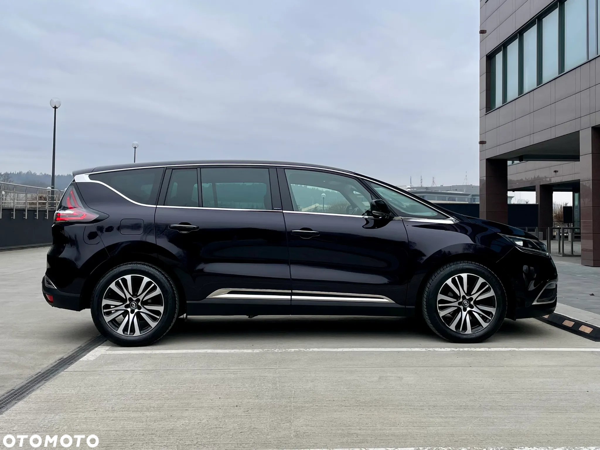 Renault Espace 1.6 dCi Energy Initiale Paris EDC - 12