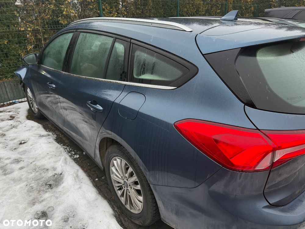 Ford Focus SW 1.5 EcoBlue Titanium - 3