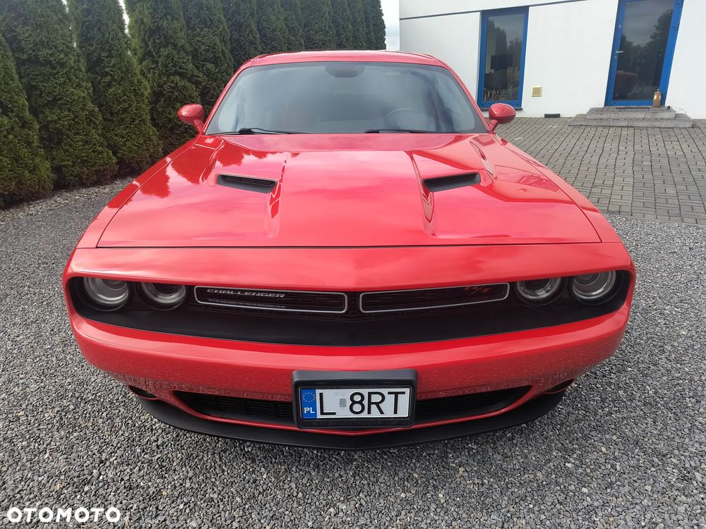 Dodge Challenger - 9