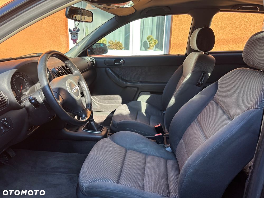 Audi A3 3-drzwiowe 1.9 TDI Ambition - 7