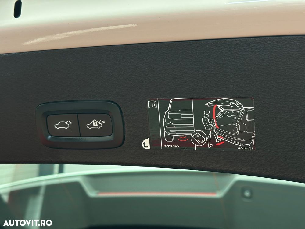 Volvo XC 40 T4 Recharge DKG Inscription - 34