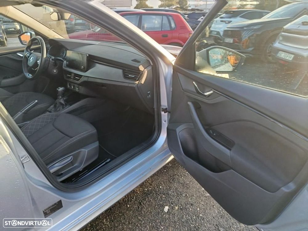 Skoda Kamiq 1.0 TSI DSG - 11