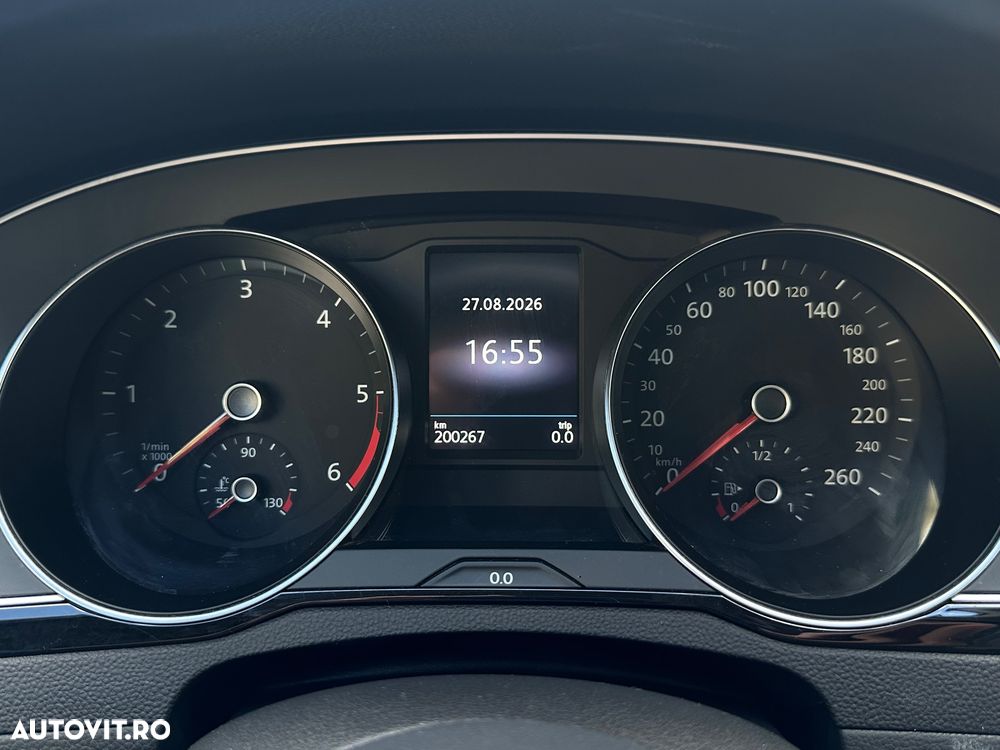 Volkswagen Passat - 7