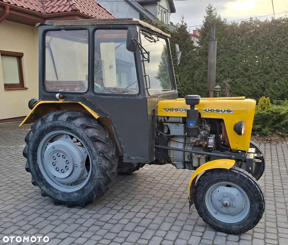 Ursus C330M - 3