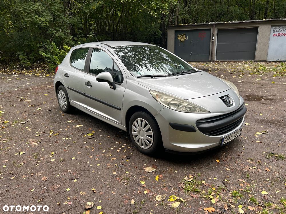 Peugeot 207 1.4 Trendy - 11