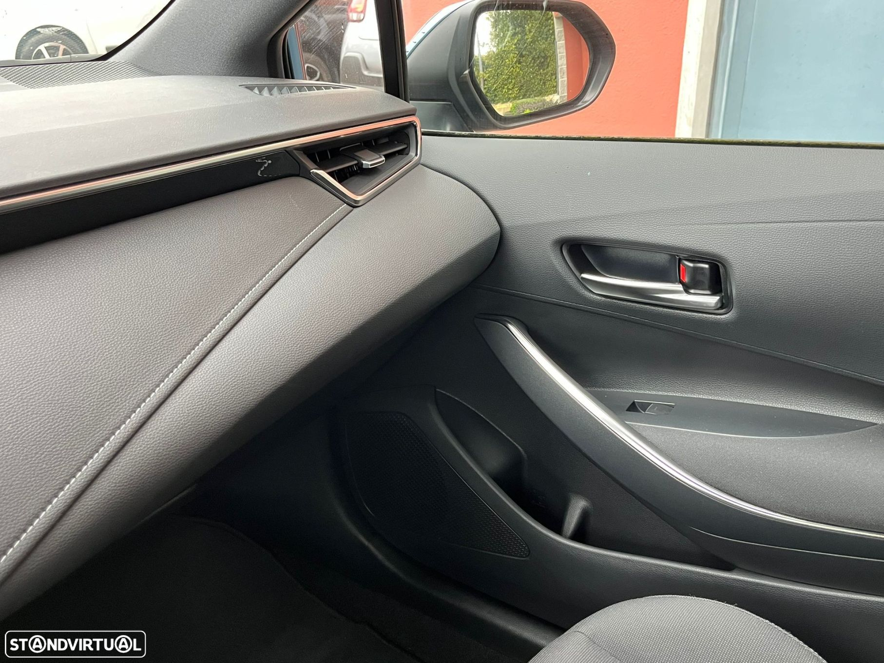 Toyota Corolla 1.2T Active - 31