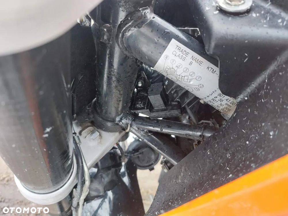 KTM Duke - 10