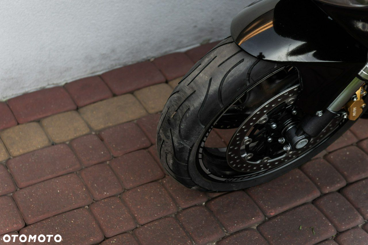 Honda CBR - 7