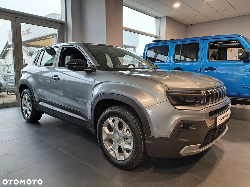 Jeep Avenger 1.2 T3 mHEV Altitude FWD eDCT6
