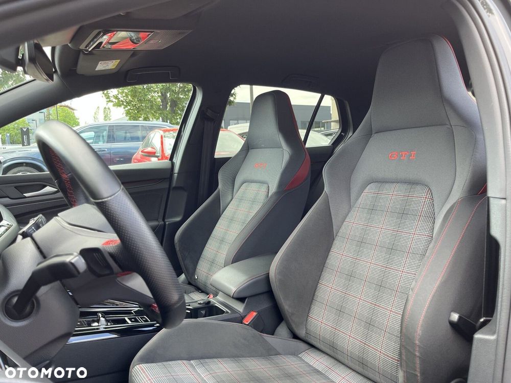 Volkswagen Golf 2.0 TSI GTI DSG - 14