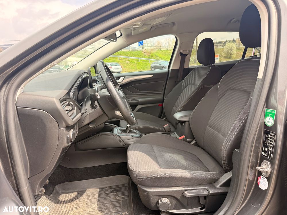 Ford Focus 2.0 EcoBlue Titanium - 9