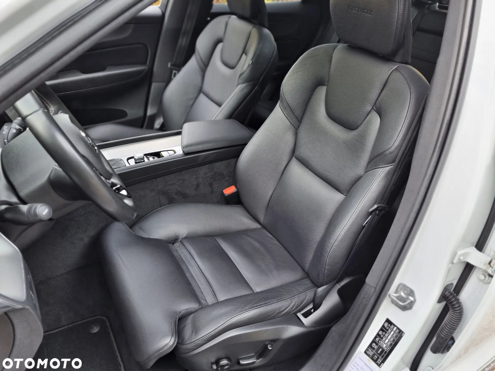 Volvo XC 60 D4 SCR Inscription - 21