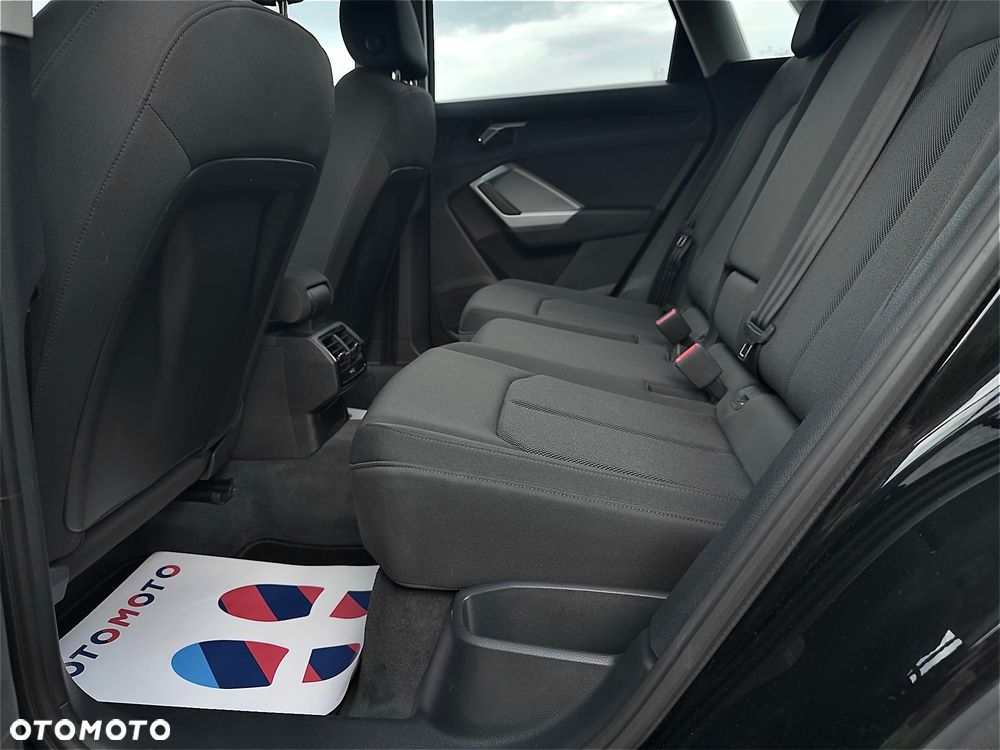Audi Q3 45 TFSIe S tronic - 27