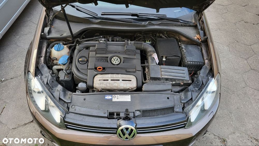 Volkswagen Golf 1.4 TSI Highline DSG - 2