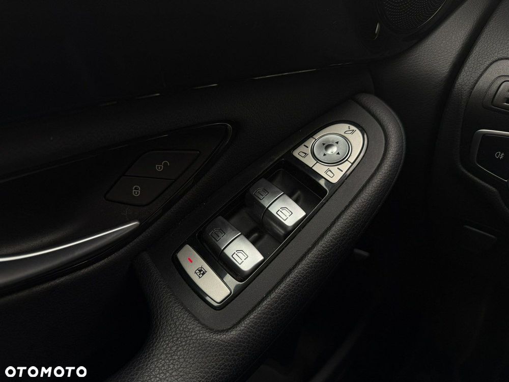 Mercedes-Benz GLC - 24