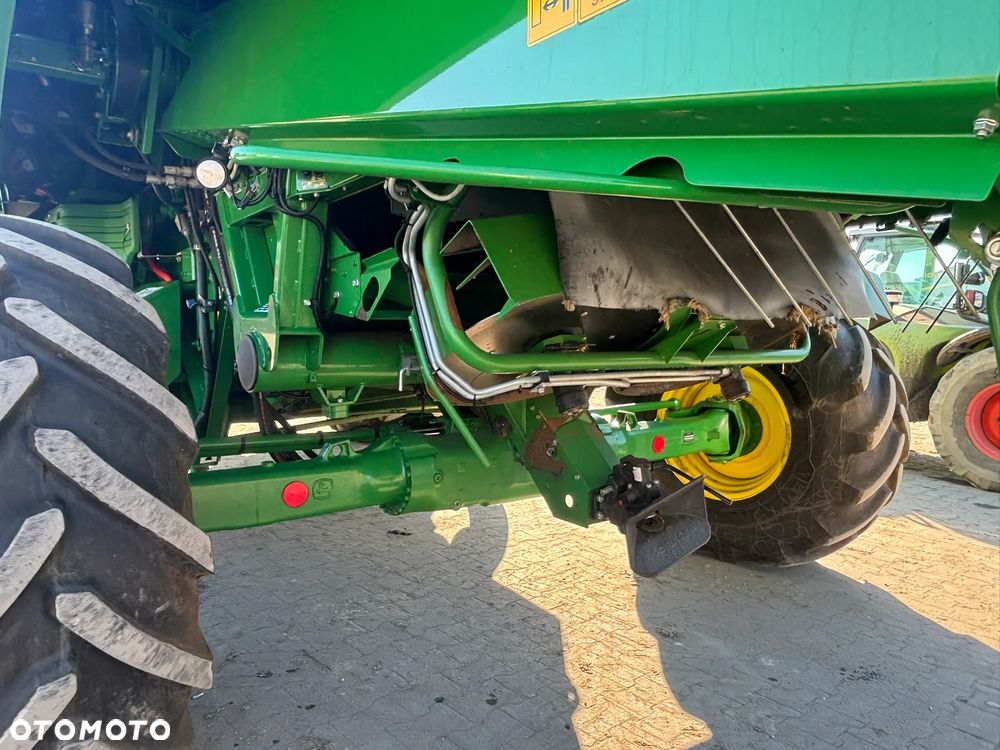 John Deere T670i - 6