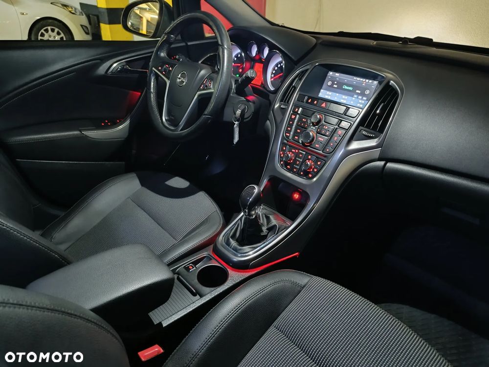 Opel Astra 1.4 Turbo - 6