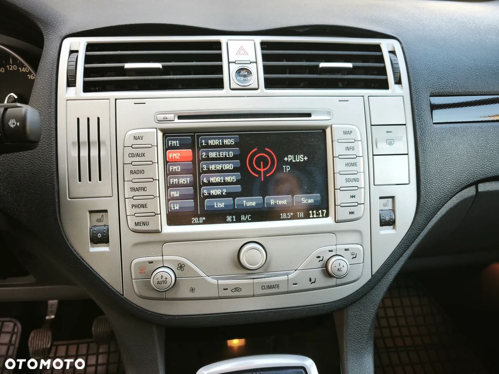 Ford Kuga 2.0 TDCi 2x4 Champions Edition - 23