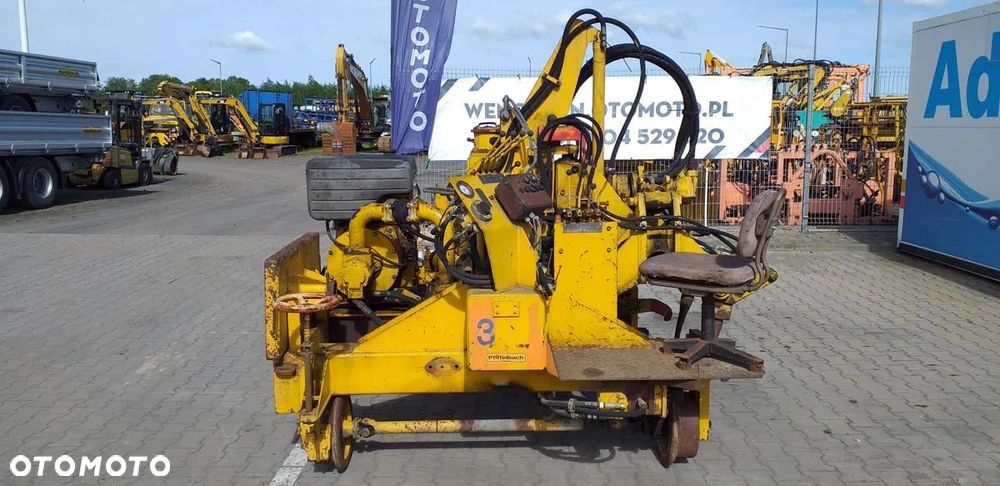 Inny Samojezdna podbijarka torowa PLASSER MINIMA I - 2