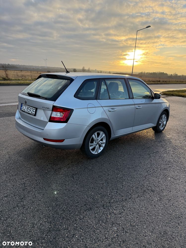 Skoda Fabia 1.0 TSI Ambition - 6