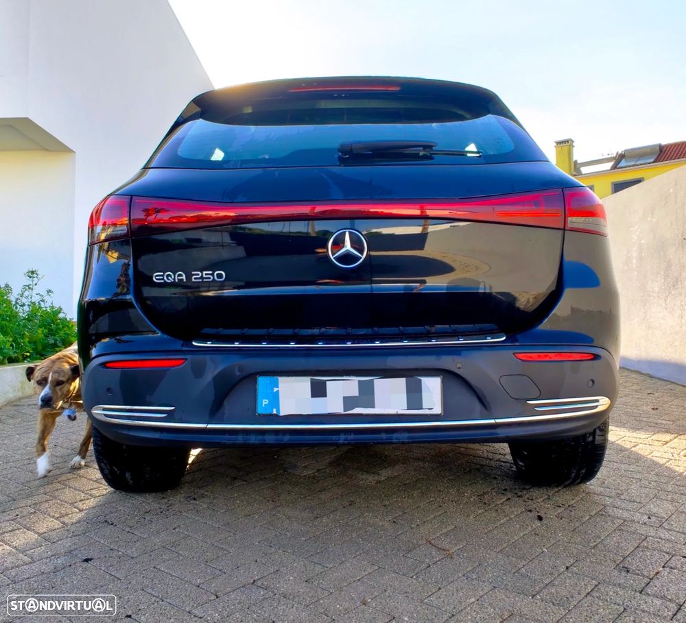 Mercedes-Benz EQA 250 - 4